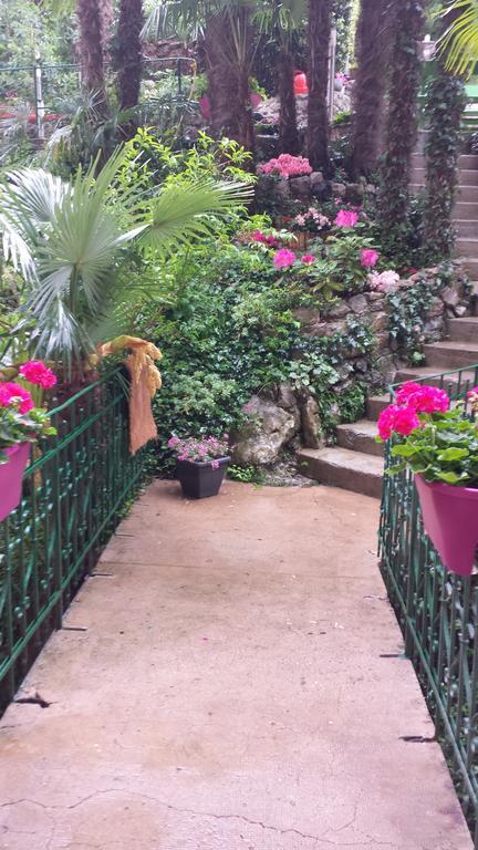 Apartment Nena With Private Free Parking Opatija Ruang foto