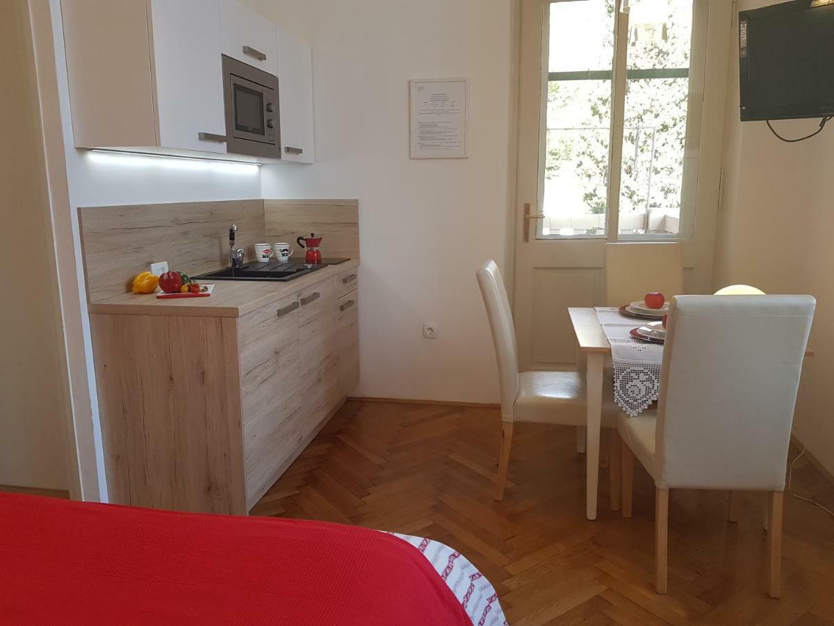 Apartment Nena With Private Free Parking Opatija Bagian luar foto
