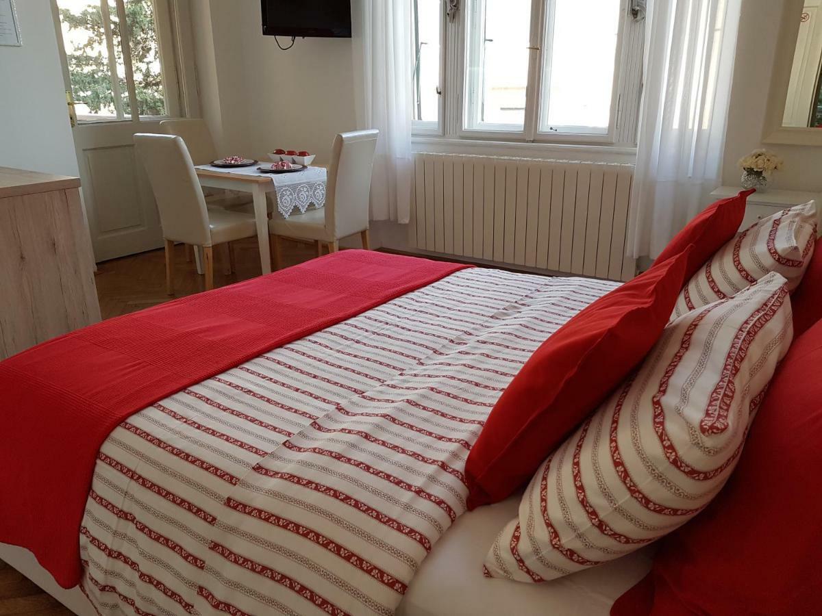 Apartment Nena With Private Free Parking Opatija Bagian luar foto