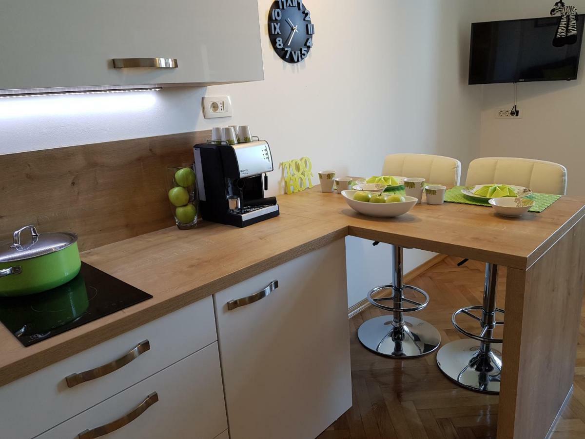 Apartment Nena With Private Free Parking Opatija Bagian luar foto